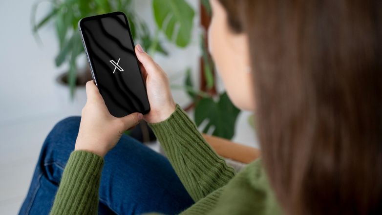 Έπεσε το Twitter – Δεν εμφανίζει τις αναρτήσεις των χρηστών