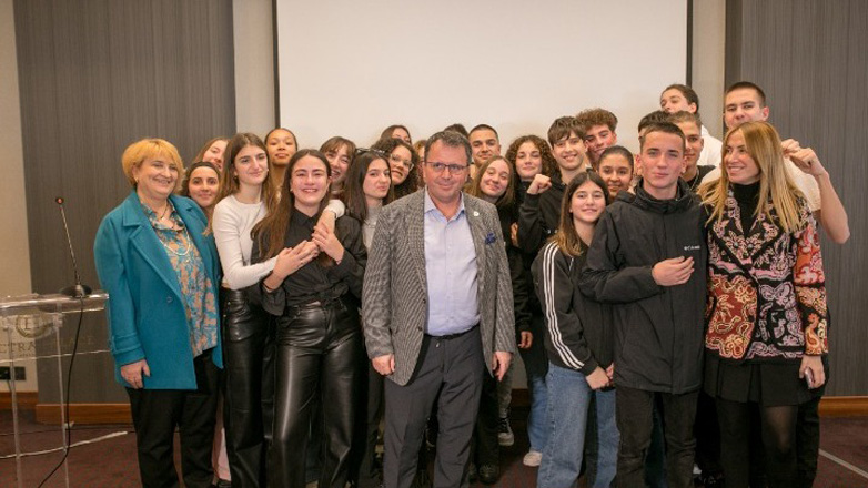 Θεσσαλονίκη: 4 τμήματα σχολείων βραβεύτηκαν σε εκδήλωση για την ανακύκλωση συσκευασιών