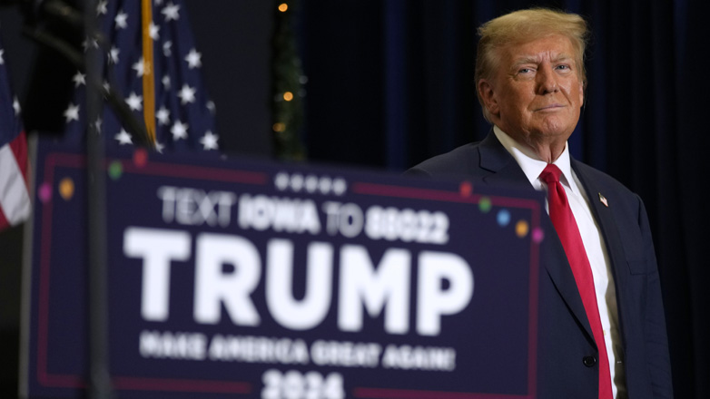 Τραμπ: Δεν διάβασα ποτέ το Mein Kampf του Χίτλερ – Οι «μετανάστες καταστρέφουν το αίμα της χώρας μας»