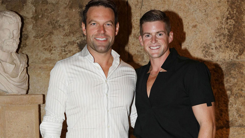 Στο Παρίσι ο Στέφανος Κασσελάκης με τον Tyler McBeth – «Εκεί η τεκνοθεσία έχει νομιμοποιηθεί»