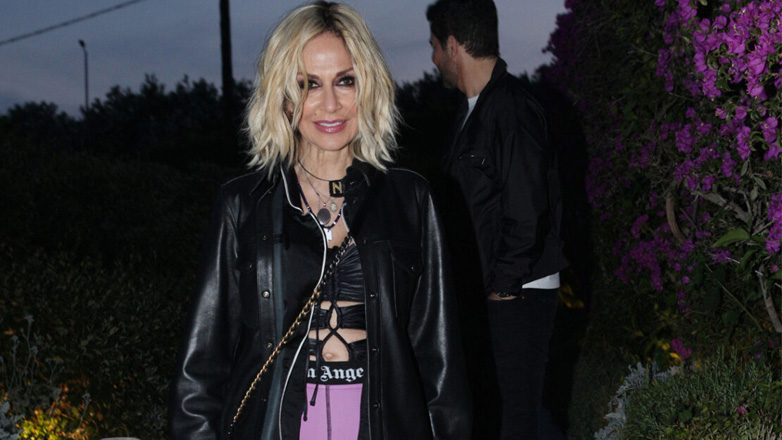 Άννα Βίσση: Έγινε 66 ετών και το γιόρτασε με μία εντυπωσιακή τούρτα