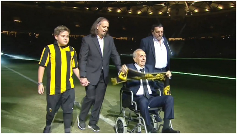 Η ντροπιαστική πρωτοσέλιδη ανορθογραφία-ύβρις προς τη μνήμη τού Κώστα Νεστορίδη