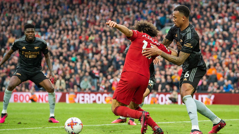 Το μεγάλο παιχνίδι Λίβερπουλ-Άρσεναλ με super αποδόσεις στα καταστήματα ΟΠΑΠ