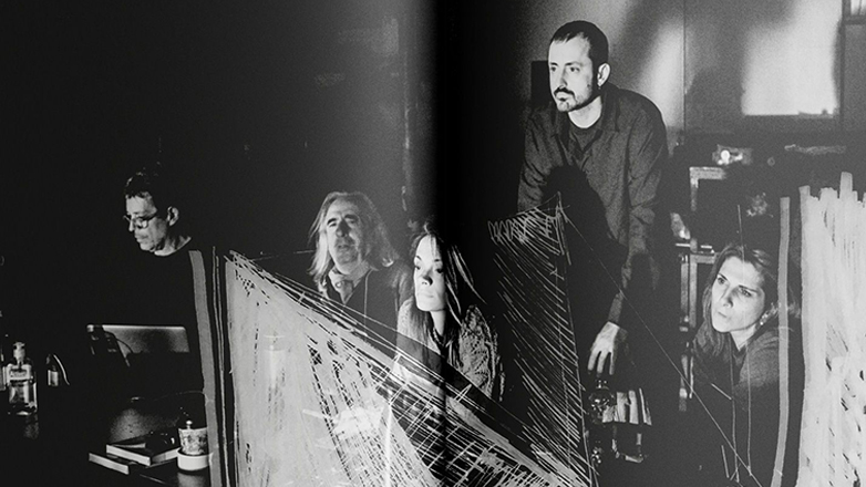 «Νέκυια»: Το κείμενο του Γιάννη Αγγελάκα και της Θεοδώρας Καπράλου από τη νέα παράσταση της Στέγης