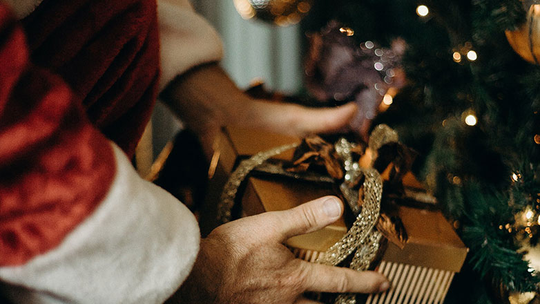 Κηφισιά: Άι Βασίληδες ληστές άρπαξαν χρηματοκιβώτιο από σπίτι