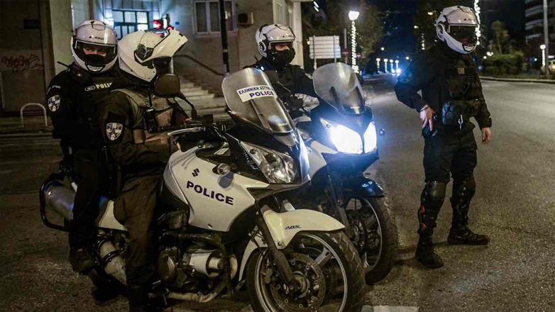 Καταδίωξη διαρρηκτών στη Δροσιά Καταδίωξη διαρρηκτών στη Δροσιά