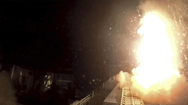 Χούθι: «Εκτοξεύσαμε πυραύλους σε εμπορικό πλοίο στην Ερυθρά Θάλασσα»