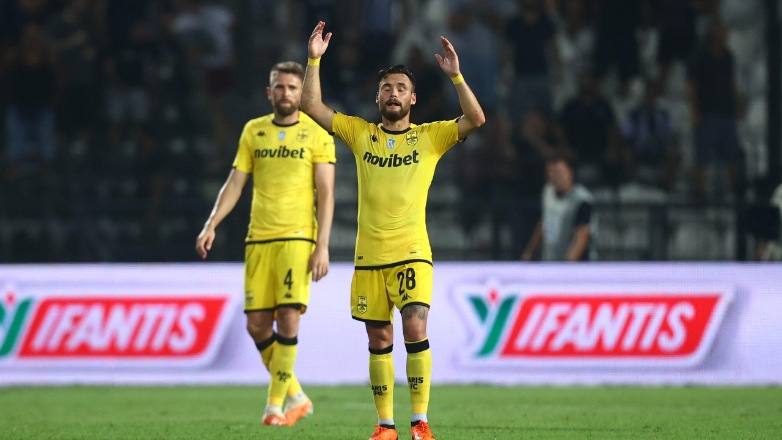 Διέρρηξαν το σπίτι του Βερστράτε την ώρα που έπαιζε εναντίον της Λαμίας