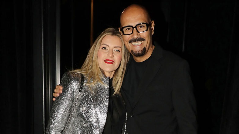 Δημήτρης Σκουλός: Σε μία σπάνια βραδινή έξοδο με την σύζυγό του, Τζέλα