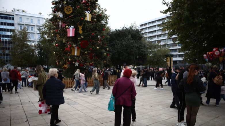 Πρόγνωση Μαρουσάκη για την Πρωτοχρονιά: Το «ανεστραμμένο Π» φέρνει βροχές αλλά η θερμοκρασία θα παραμείνει υψηλή