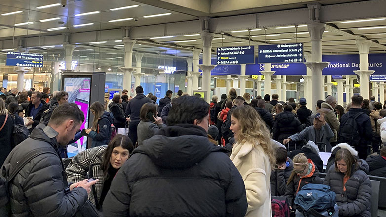 Η Eurostar ανακοίνωσε τη ματαίωση όλων των σημερινών δρομολογίων από και πρoς το Λονδίνο