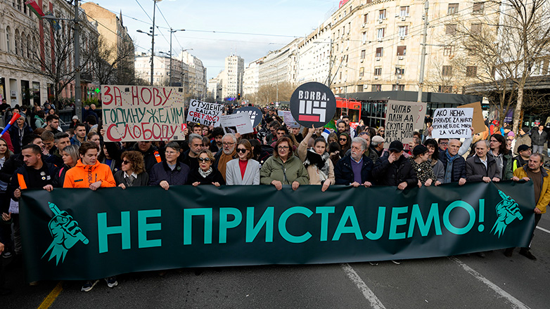 Σερβία: Συγκέντρωση με αίτημα την επανάληψη των εκλογών πραγματοποιήθηκε στο Βελιγράδι