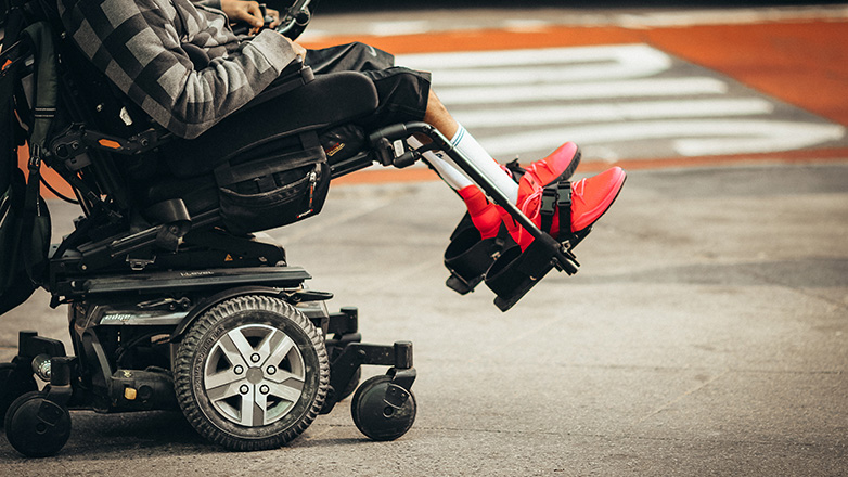 Βόλος: Έκλεψαν αναπηρικό αμαξίδιο για να κάνουν βόλτες