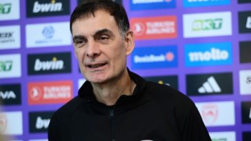 Μπαρτζώκας: «Λογικά θα παίξει με την Αρμάνι ο Γουόκαπ»