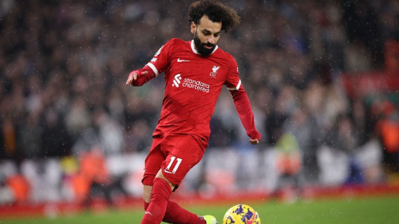 Πρωτοχρονιάτικη τεσσάρα και κορυφή για τη Λίβερπουλ