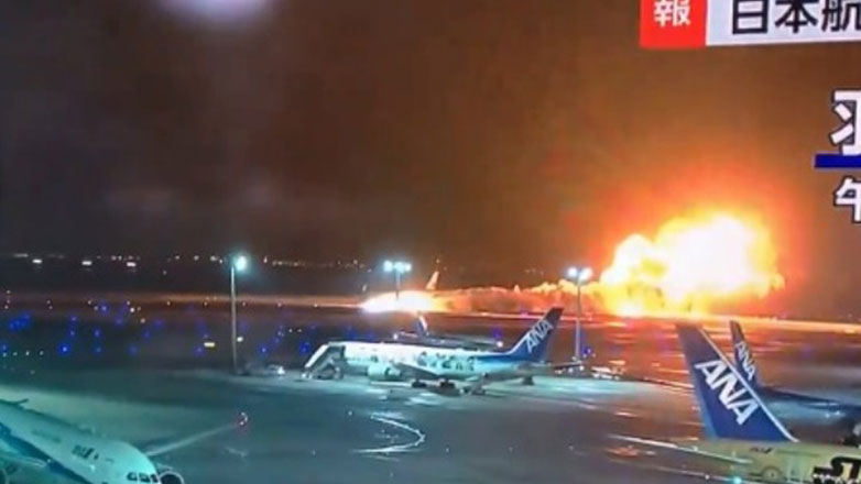 Ιαπωνία: Νεκροί οι 5 επιβαίνοντες του αεροπλάνου της ακτοφυλακής μετά τη φωτιά