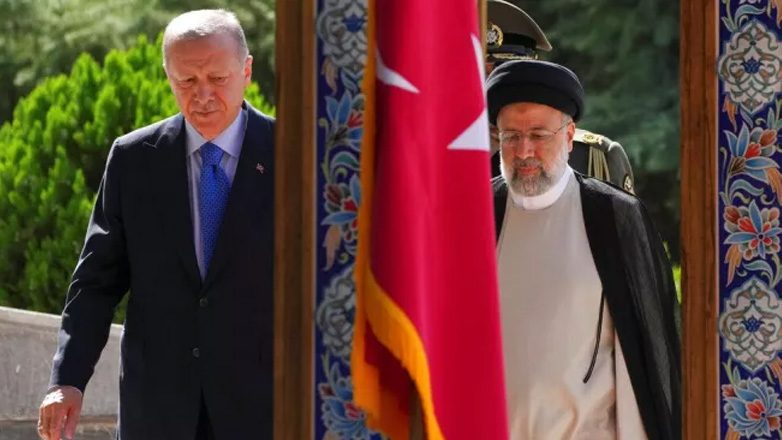 Τουρκία-Ιράν: Επικοινωνία των προέδρων Ερντογάν-Ραϊσί μετά την πολύνεκρη επίθεση στην Κερμάν