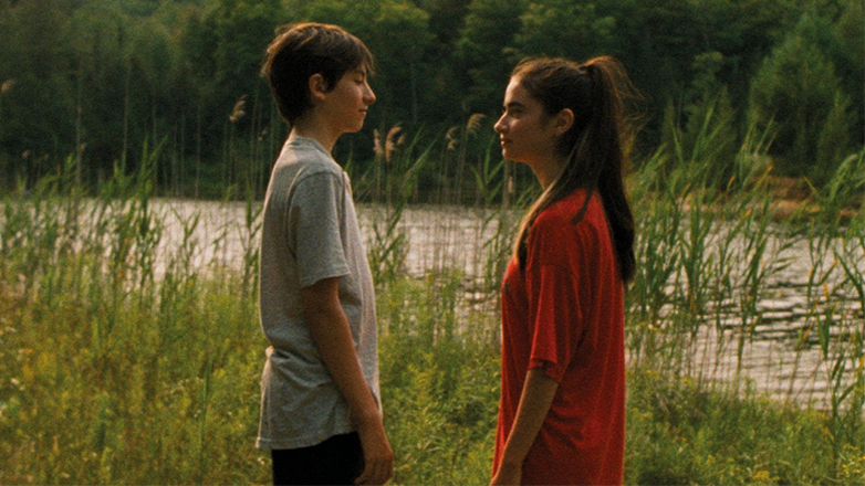 «Λίμνη Φάλκον»: Μια ιστορία ενηλικίωσης με στοιχεία φανταστικού της Σαρλότ Λεμπόν