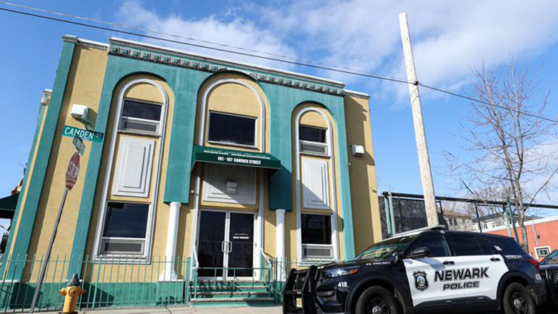 Iμάμης νοσηλεύεται σε κρίσιμη κατάσταση, αφού τον πυροβόλησαν έξω από τζαμί, στο Νιούαρκ του Νιού Τζέρσι