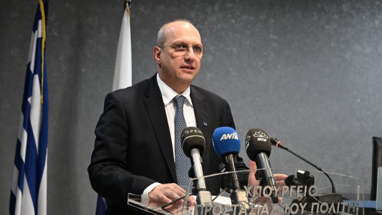 Οικονόμου: «Αποδόθηκαν προσδοκίες υπεράνω του ρόλου της αστυνομίας και του υπουργείου Προστασίας του Πολίτη»