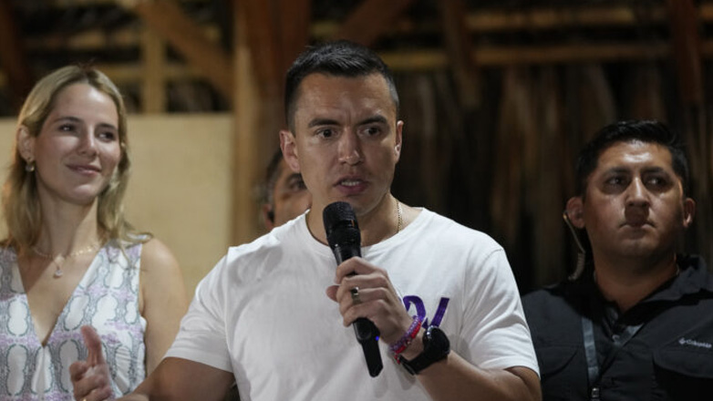 Ο πρόεδρος του Ισημερινού ζητά να διεξαχθεί δημοψήφισμα για το σχέδιό του κατά του οργανωμένου εγκλήματος