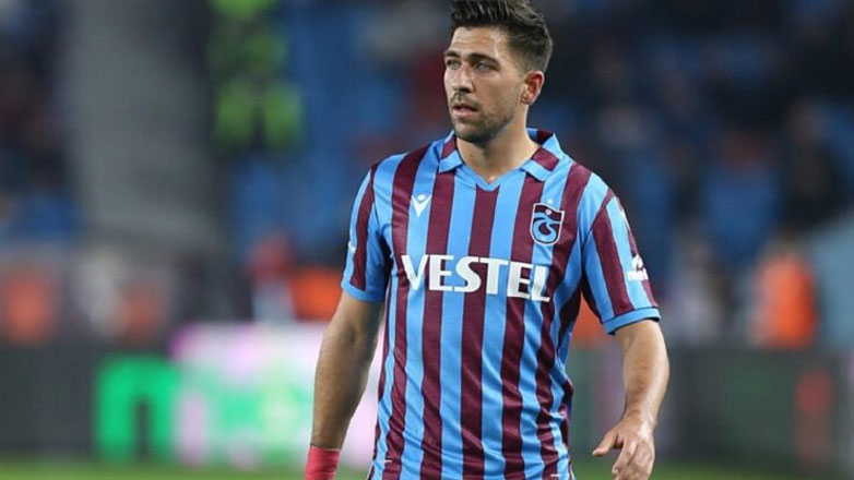 Sabah: «Η Μπεσίκτας ξεκίνησε διαπραγματεύσεις με την Τραμπζονσπόρ για τον Μπακασέτα»