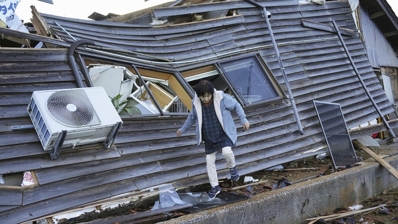 Ιαπωνία: Τουλάχιστον 92 νεκροί και 242 αγνοούμενοι από τον καταστροφικό σεισμό των 7,6 Ρίχτερ