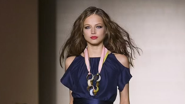 Top model που αυτοκτόνησε στα 20 της είχε επισκεφθεί το νησί του παιδόφιλου Έπσταϊν