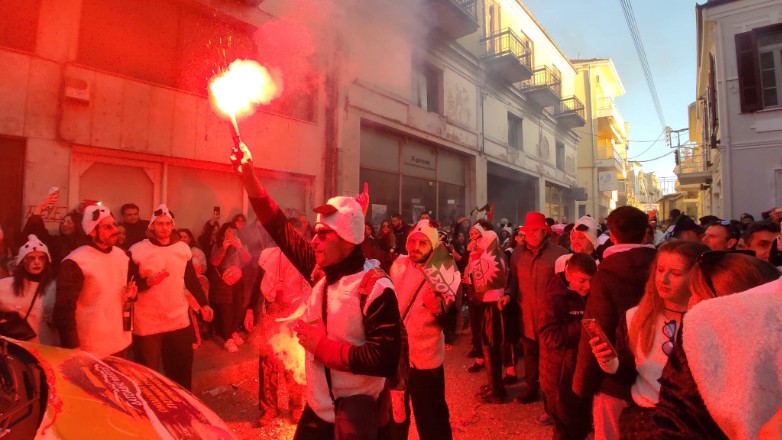 Ραγκουτσάρια: Το μοναδικό έθιμο των Θεοφανείων στην Καστοριά