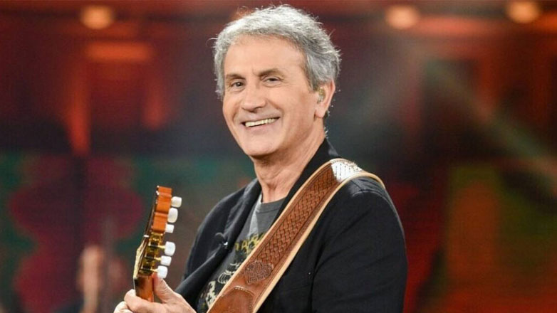 Ο Γιώργος Νταλάρας μιλά για όλους και όλα – «Είναι ντροπή άνθρωποι της μουσικής να διαφημίζουν μπιφτέκια και λουκάνικα»