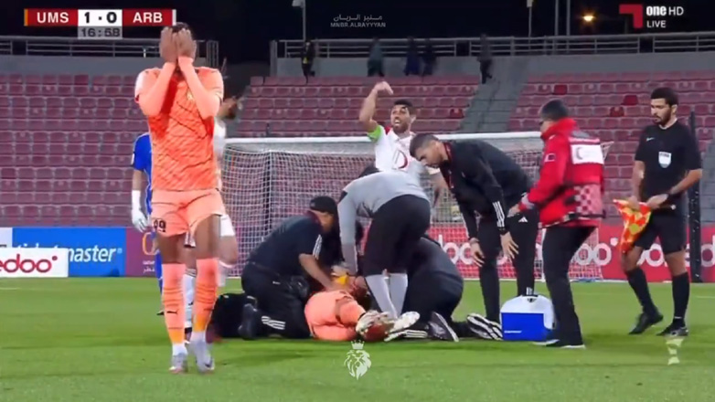 Κατάρ: Ποδοσφαιριστής κατέρρευσε εν ώρα αγώνα