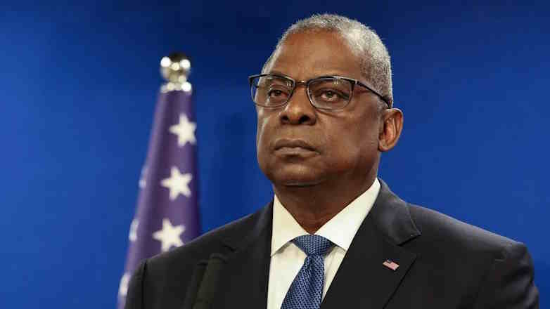 O Μπάιντεν αγνοούσε ότι νοσηλευόταν ο υπουργός Άμυνας