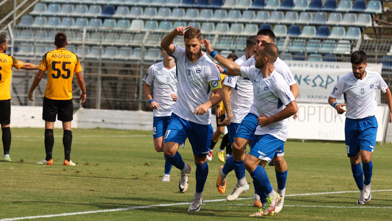 Super League 2: Συνεχίζουν την πίεση τα Χανιά, απώλεια για Καλαμάτα