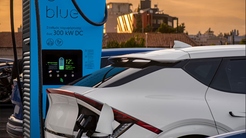 ΔΕΗ blue: Ευρωπαϊκή χρηματοδότηση για εγκατάσταση σημείων ταχυφόρτισης