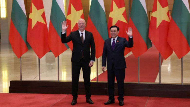 Η Βουλγαρία και το Βιετνάμ θέλουν να αναπτύξουν τις σχέσεις τους, δηλώνει ο πρόεδρος της Εθνοσυνέλευσης Ζελιάσκοφ