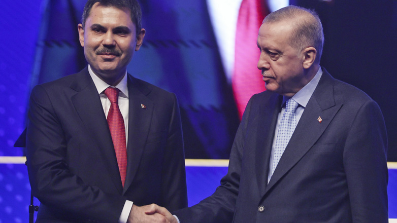 Ο Μουράτ Κουρούμ αντίπαλος του Ιμάμογλου για τον δήμο Κωνσταντινούπολης