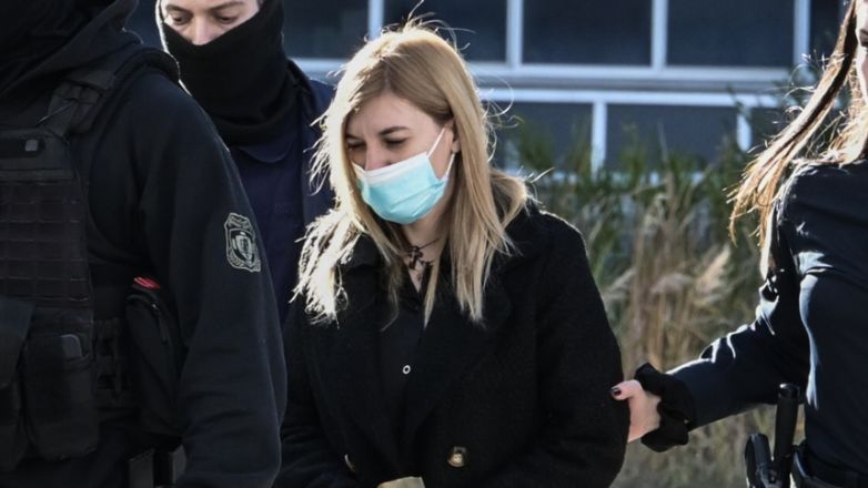 Ένας χρόνος από την έναρξη της δίκης της Ρούλας Πισπιρίγκου – Ξεκινά εκ νέου η απολογία της