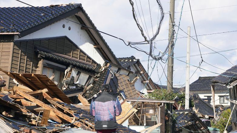 Σεισμός στην Ιαπωνία: Ξεπερνούν τους 300 οι αγνοούμενοι