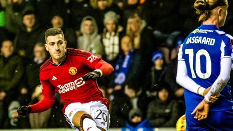 «Επαγγελματική» πρόκριση της Γιουνάιτεντ στους «32» του FA Cup