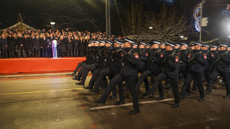 Οι Σέρβοι της Βοσνίας γιόρτασαν την εθνική τους εορτή παρά τις προειδοποιήσεις από ΕΕ και ΗΠΑ