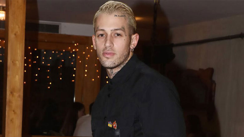 Τάσος Ξιαρχό: «Γιατί να πρέπει εγώ, που μου αρέσουν οι άνδρες, να μην μπορώ να έχω ένα παιδί;»