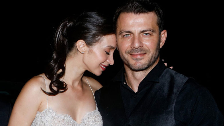 Γιώργος Αγγελόπουλος: Η απώλεια της μητέρας του, η Δήμητρα Βαμβακούση και τα δύο ονόματα που θα δώσουν στο παιδί τους