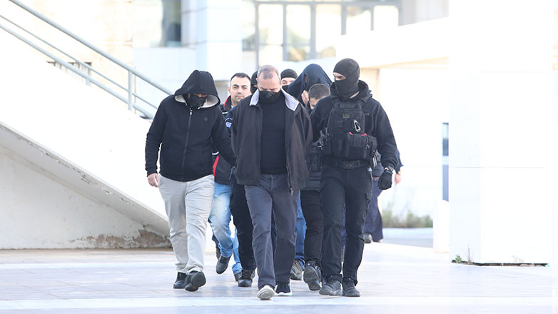 Κολωνός: Αρνείται ότι βίαζε και εξέδιδε την 12χρονη ο Μίχος