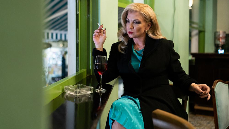 «Γυναίκες στο ντιβάνι» της Βούλας Αργυροπούλου στο Θέατρο Αλκμήνη