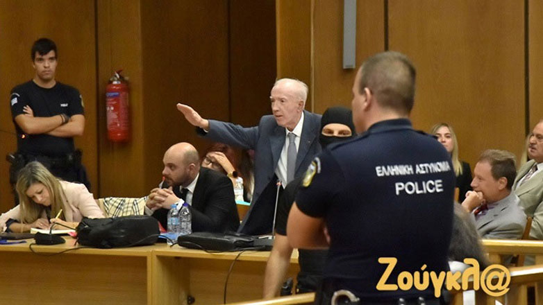 Διαγράφηκε οριστικά ο Κων. Πλεύρης από τον ΔΣΑ, για τους ναζιστικούς χαιρετισμούς του σε δικαστική αίθουσα