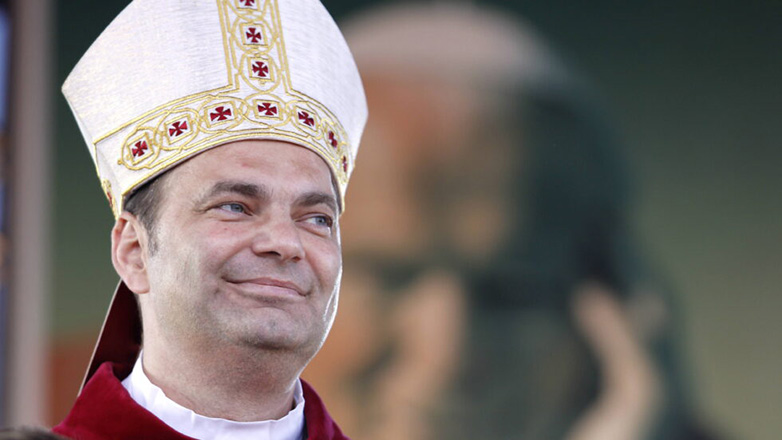 Συνελήφθη ιερέας στην Πολωνία – Κατηγορείται πως συμμετείχε σε όργιο