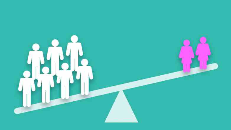 Ξετυλίγοντας το κουβάρι της πολιτικής του φύλου: Πλοήγηση σε ένα πολύπλοκο τοπίο