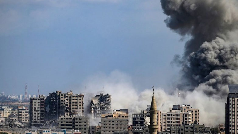 Δίχως τέλος το σφυροκόπημα στη Γάζα