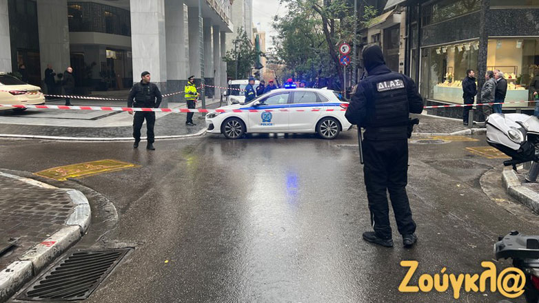 Ρούχα είχε η ύποπτη βαλίτσα στη Μητροπόλεως