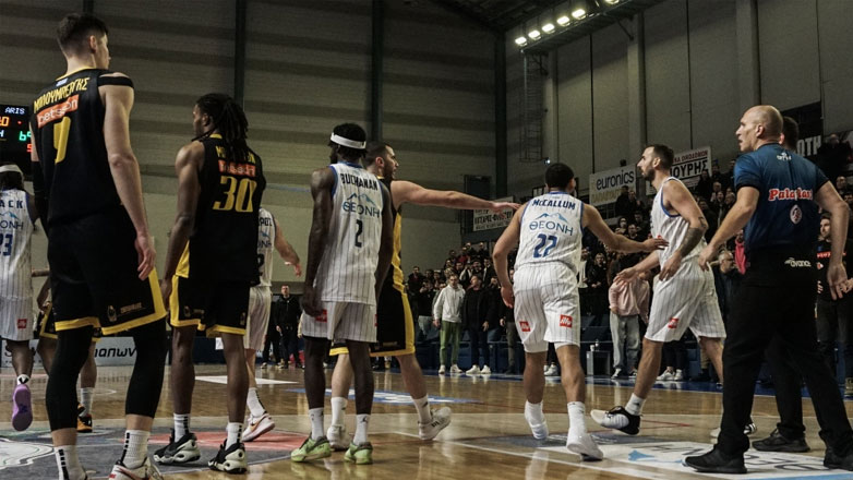 ΚΑΕ Καρδίτσα: «Μία μεμονομένη συμπεριφορά μας απογοήτευσε, αλλά θεωρούμε ότι δεν σχετίζεται με τον Άρη»    